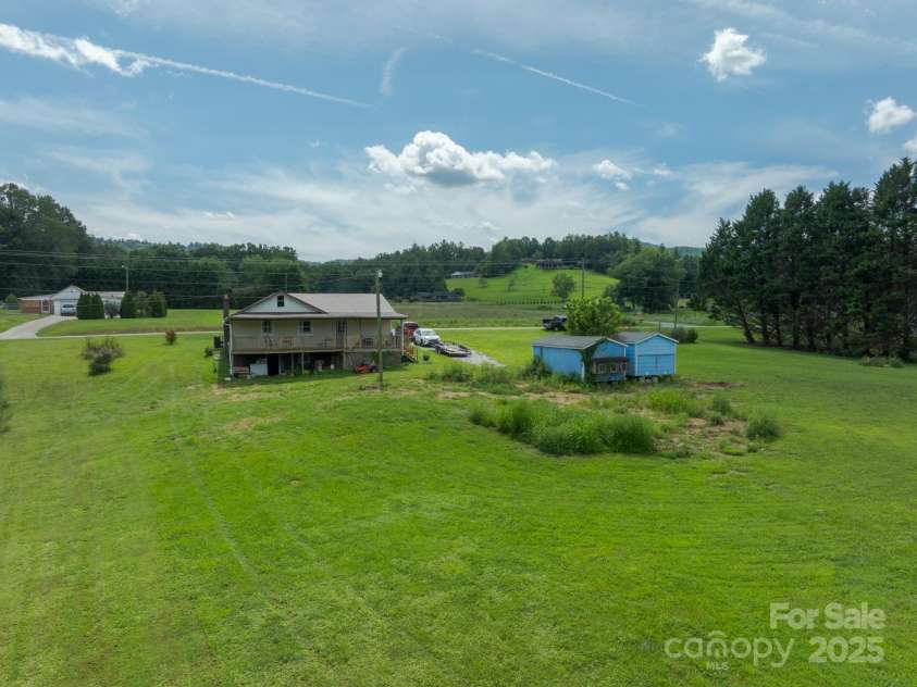 2742 HWY 268 Highway, Lenoir, NC 28645.  MLS# CAR4296166, YatesRealty ID 34753. 