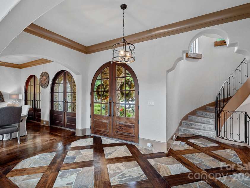 6821 Pebble Bay Drive, Denver, NC 28037.  MLS# CAR4292691, YatesRealty ID 34754. Entry foyer with stone in-lay