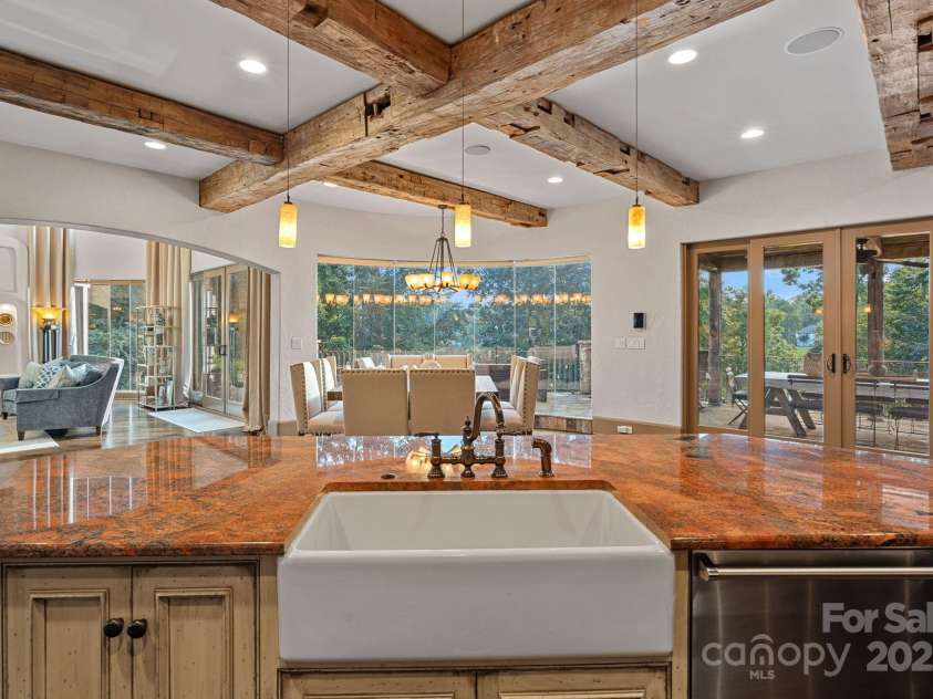 6821 Pebble Bay Drive, Denver, NC 28037.  MLS# CAR4292691, YatesRealty ID 34754. Gorgeous kitchen views