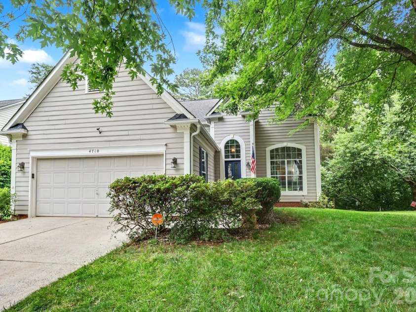 4710 Kirkgard Trail, Charlotte, NC 28269.  MLS# CAR4391788, YatesRealty ID 34755. 