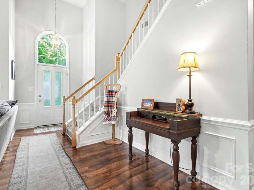 4710 Kirkgard Trail, Charlotte, NC 28269.  MLS# CAR4391788, YatesRealty ID 34755. 
