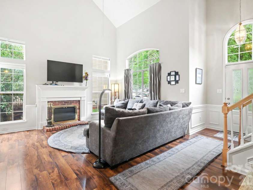 4710 Kirkgard Trail, Charlotte, NC 28269.  MLS# CAR4391788, YatesRealty ID 34755. 