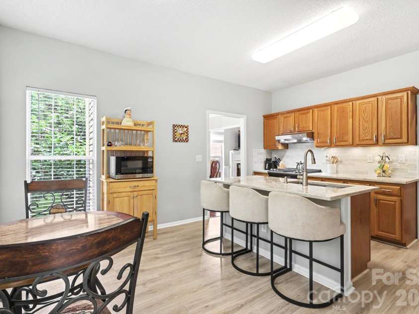 4710 Kirkgard Trail, Charlotte, NC 28269.  MLS# CAR4391788, YatesRealty ID 34755. 