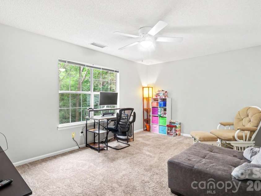 4710 Kirkgard Trail, Charlotte, NC 28269.  MLS# CAR4391788, YatesRealty ID 34755. 