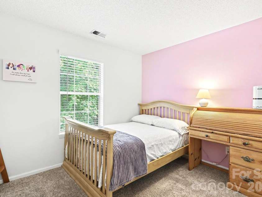 4710 Kirkgard Trail, Charlotte, NC 28269.  MLS# CAR4391788, YatesRealty ID 34755. 
