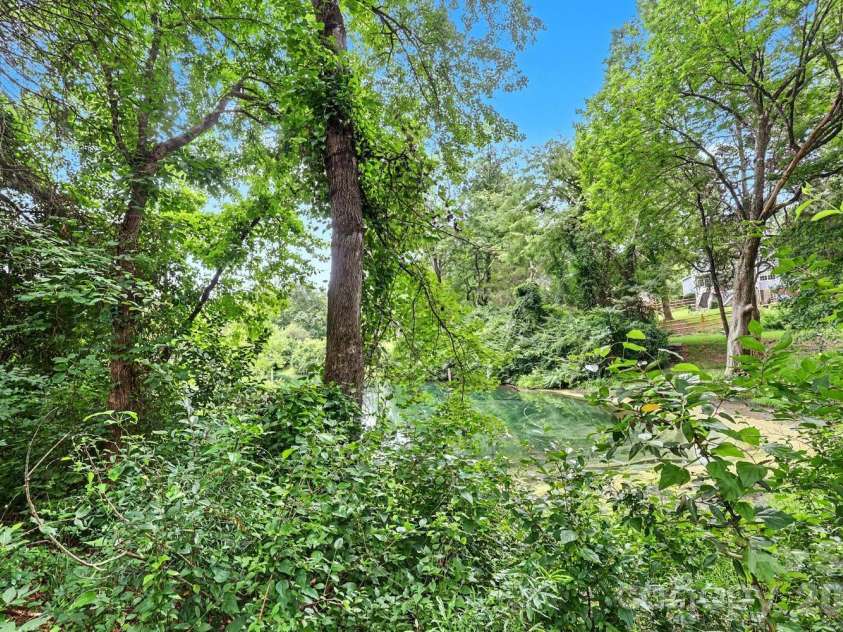 4710 Kirkgard Trail, Charlotte, NC 28269.  MLS# CAR4391788, YatesRealty ID 34755. 