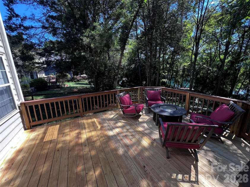 4710 Kirkgard Trail, Charlotte, NC 28269.  MLS# CAR4391788, YatesRealty ID 34755. 