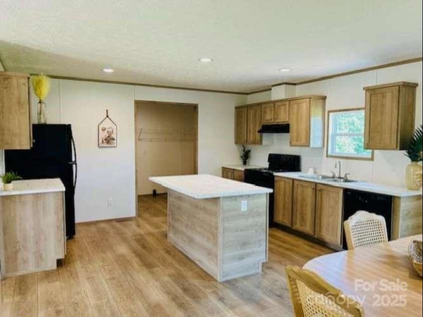 6015 Bridges Street, Catawba, NC 28609.  MLS# CAR4292934, YatesRealty ID 34755. 