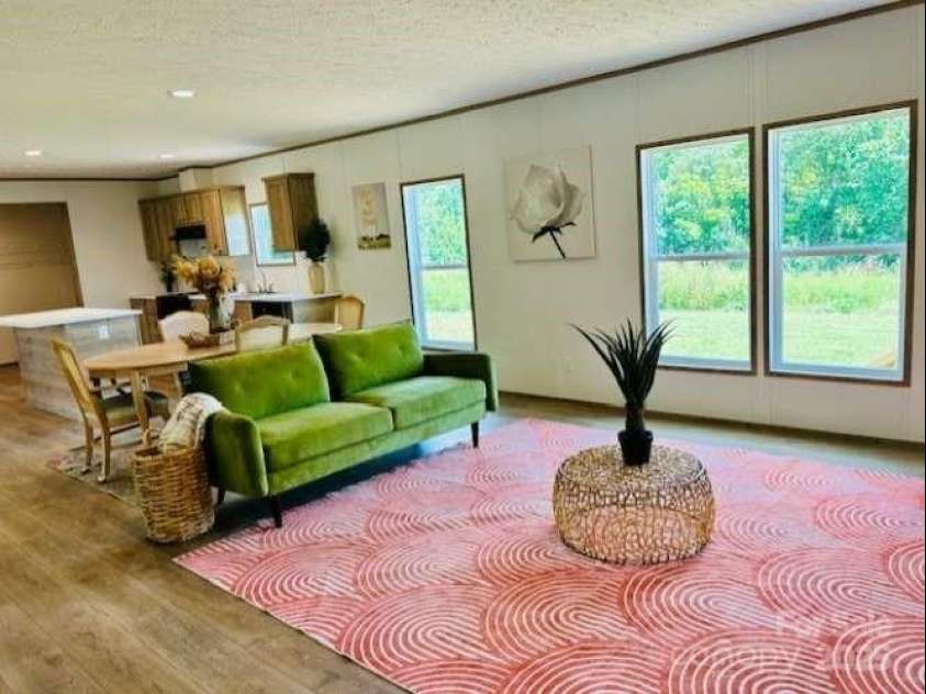 6015 Bridges Street, Catawba, NC 28609.  MLS# CAR4292934, YatesRealty ID 34755. 