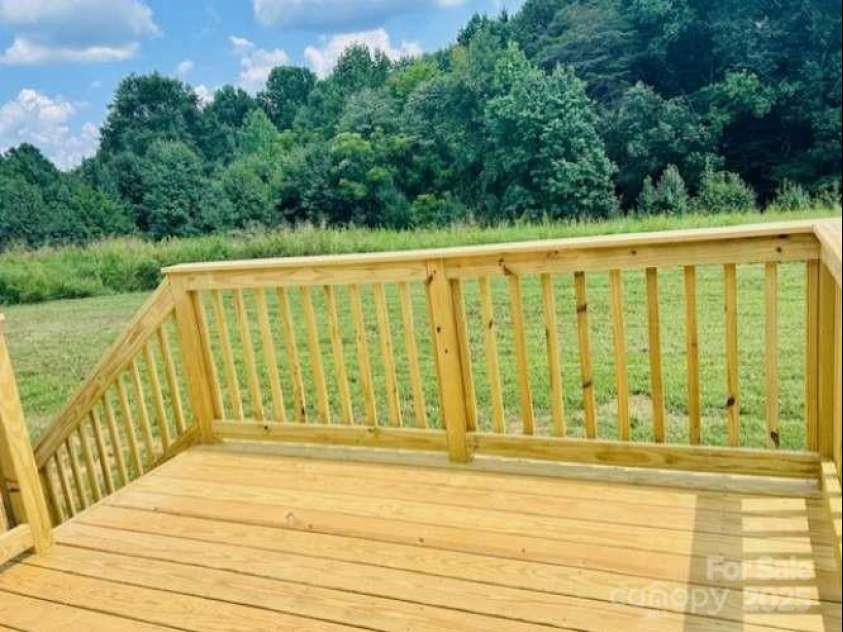 6015 Bridges Street, Catawba, NC 28609.  MLS# CAR4292934, YatesRealty ID 34755. 