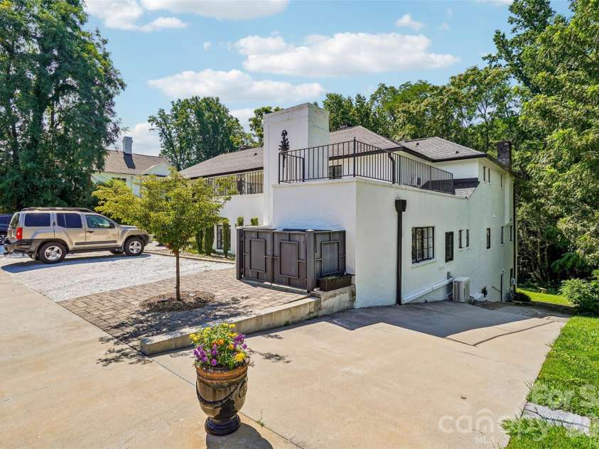 161 Melrose Avenue, Tryon, NC 28782.  MLS# CAR4394622, YatesRealty ID 34756. 