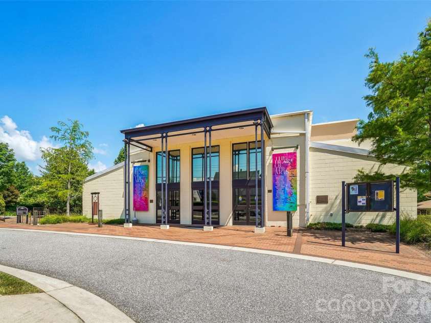 161 Melrose Avenue, Tryon, NC 28782.  MLS# CAR4394622, YatesRealty ID 34756. 