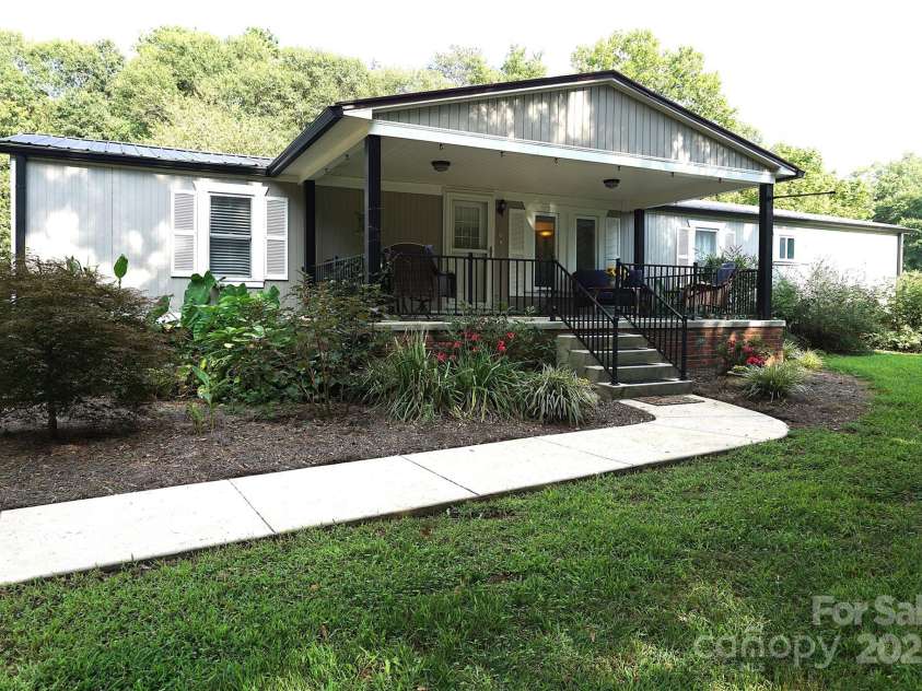 2156 River Road, Lincolnton, NC 28092.  MLS# CAR4293059, YatesRealty ID 34757. 