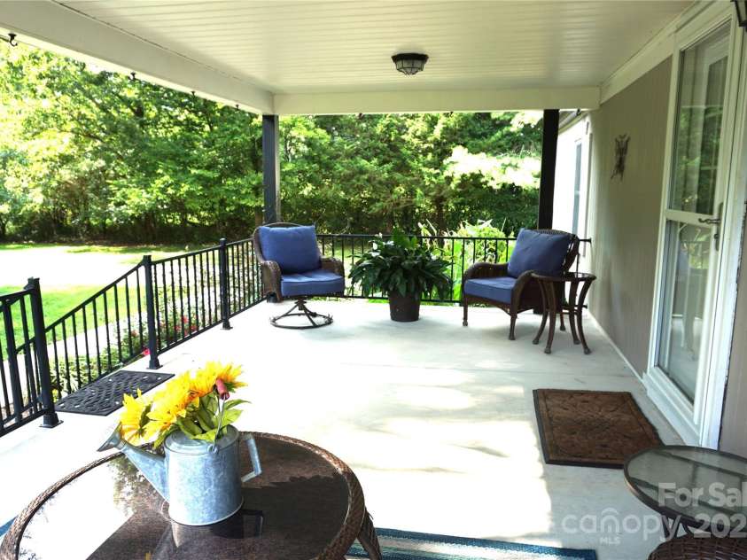 2156 River Road, Lincolnton, NC 28092.  MLS# CAR4293059, YatesRealty ID 34757. 