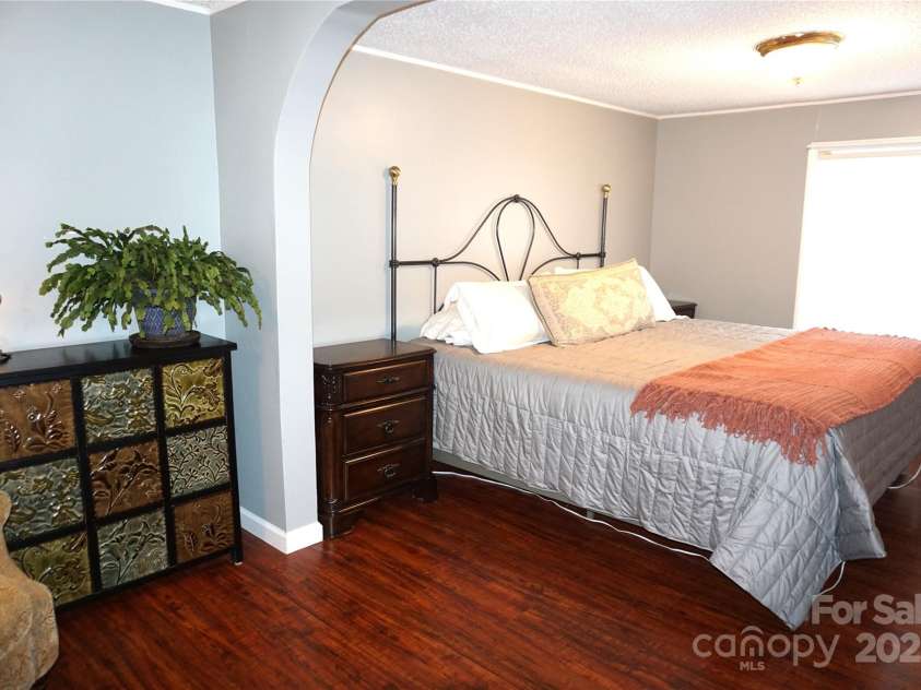 2156 River Road, Lincolnton, NC 28092.  MLS# CAR4293059, YatesRealty ID 34757. 