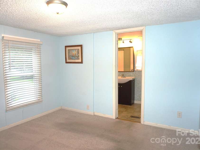 2156 River Road, Lincolnton, NC 28092.  MLS# CAR4293059, YatesRealty ID 34757. 