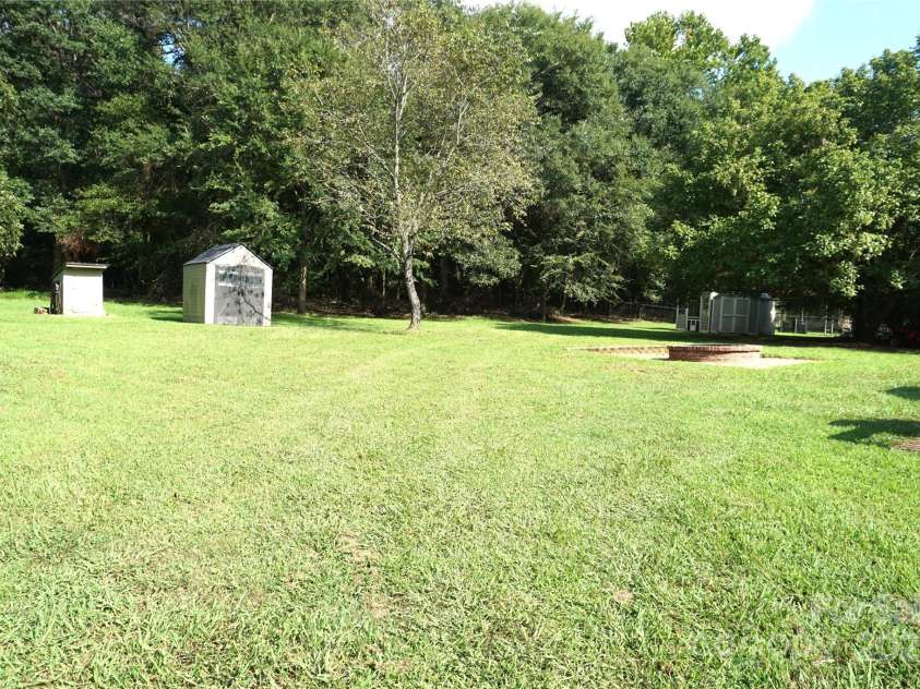 2156 River Road, Lincolnton, NC 28092.  MLS# CAR4293059, YatesRealty ID 34757. 