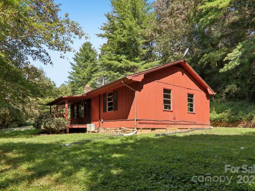 1395 Tillery Branch Road, Marshall, NC 28753.  MLS# CAR4296868, YatesRealty ID 34758. 