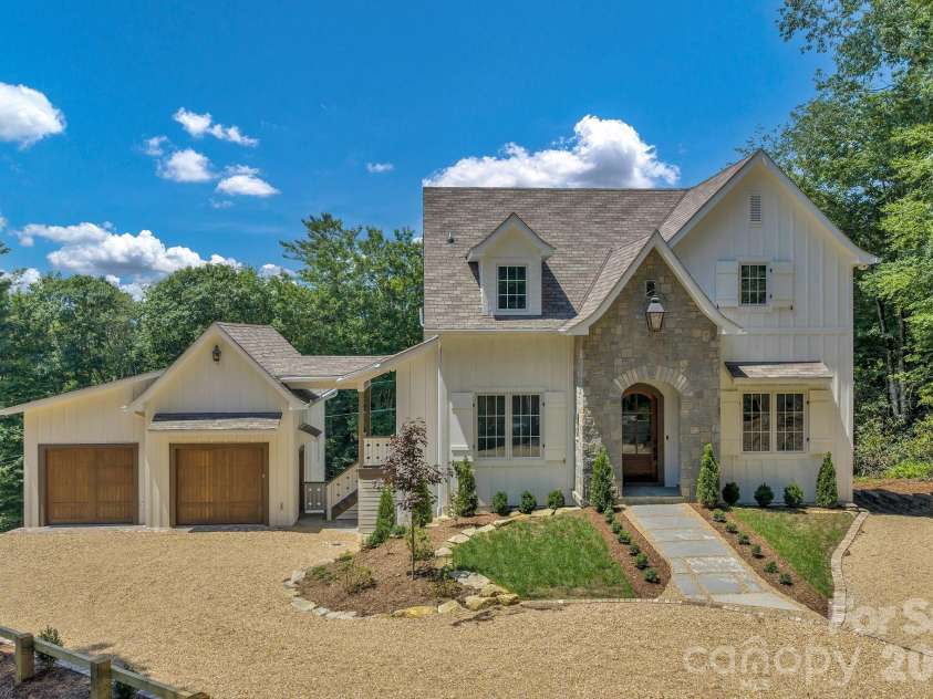 253 Old Boone Road, Blowing Rock, NC 28605.  MLS# CAR4397226, YatesRealty ID 34758. 