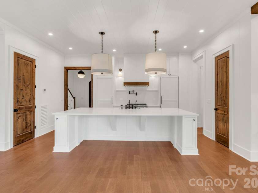 253 Old Boone Road, Blowing Rock, NC 28605.  MLS# CAR4397226, YatesRealty ID 34758. 