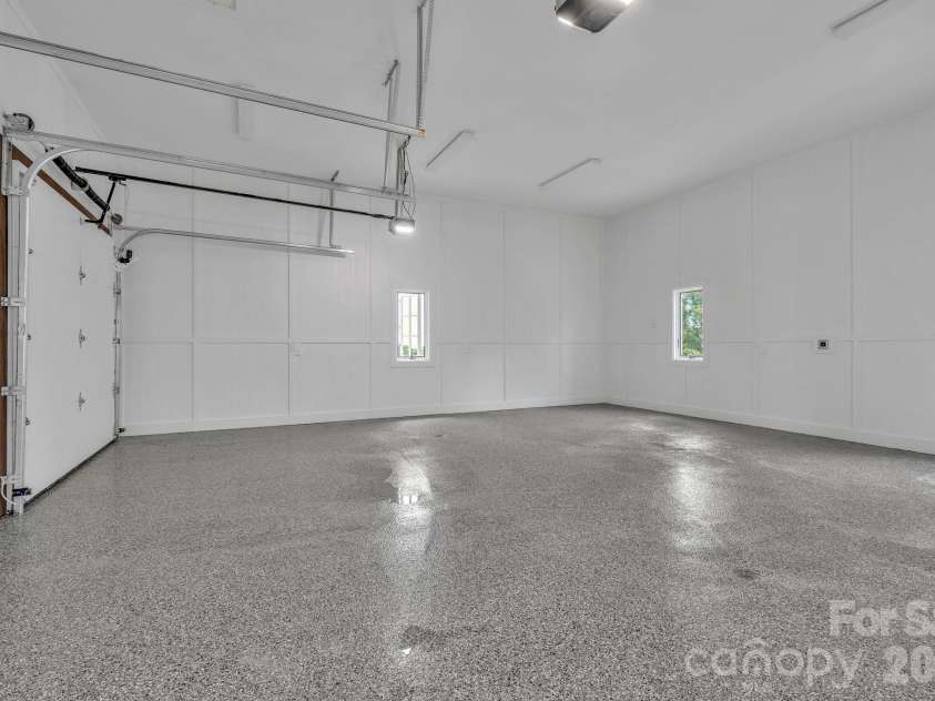 253 Old Boone Road, Blowing Rock, NC 28605.  MLS# CAR4397226, YatesRealty ID 34758. Oversized garage