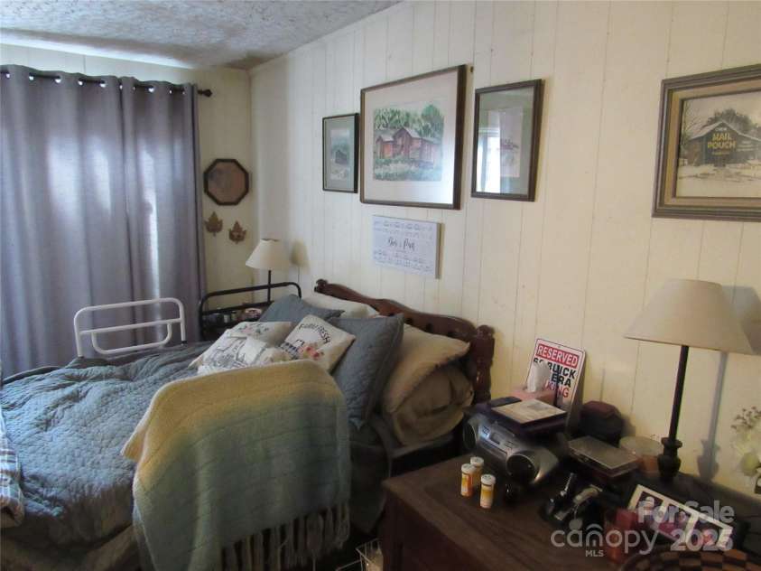 1144 Montreat Road, Black Mountain, NC 28711.  MLS# CAR4320391, YatesRealty ID 3476. 