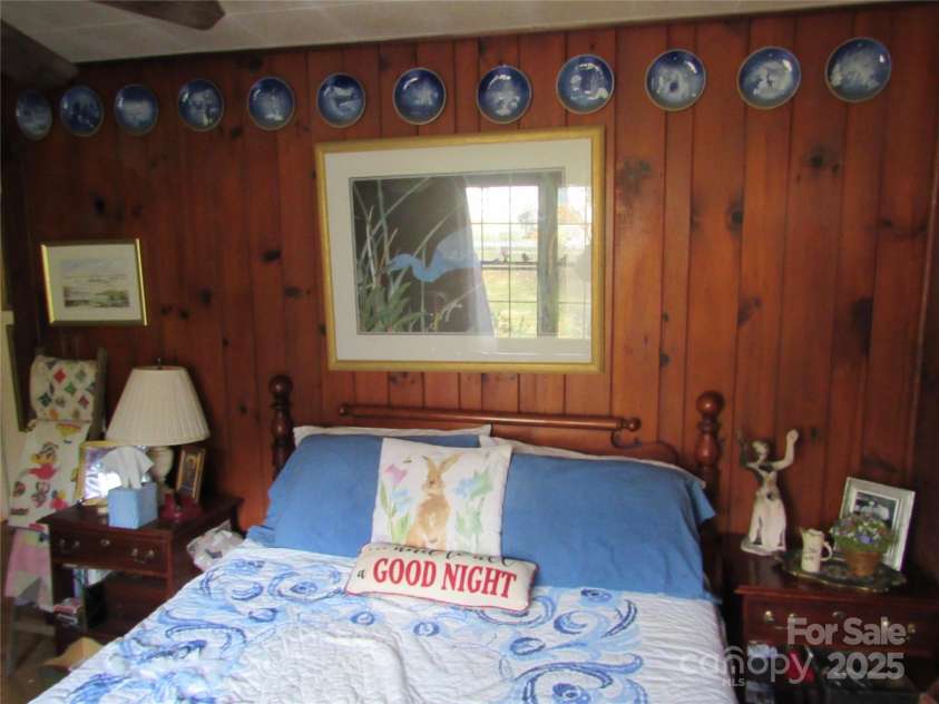 1144 Montreat Road, Black Mountain, NC 28711.  MLS# CAR4320391, YatesRealty ID 3476. 