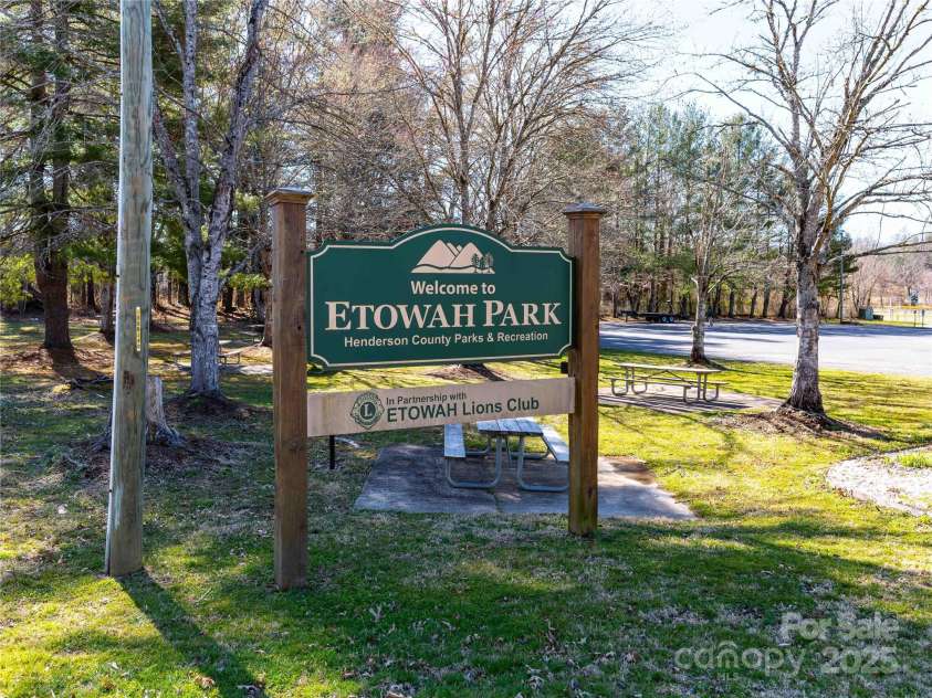 357 Beechnut Drive, Hendersonville, NC 28739.  MLS# CAR4231415, YatesRealty ID 3476. 