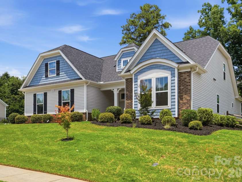 511 Rosemore Place, Rock Hill, SC 29732.  MLS# CAR4397357, YatesRealty ID 34760. 511 Rosemore