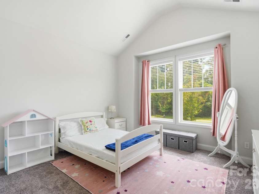 511 Rosemore Place, Rock Hill, SC 29732.  MLS# CAR4397357, YatesRealty ID 34760. Bedroom #2 on main w/vaulted ceiling