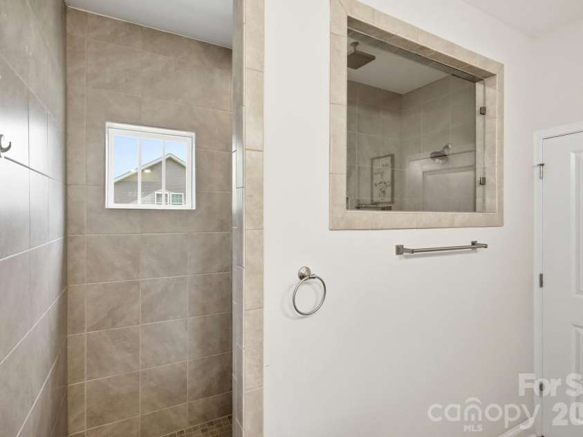 511 Rosemore Place, Rock Hill, SC 29732.  MLS# CAR4397357, YatesRealty ID 34760. Oversized walk-in Shower