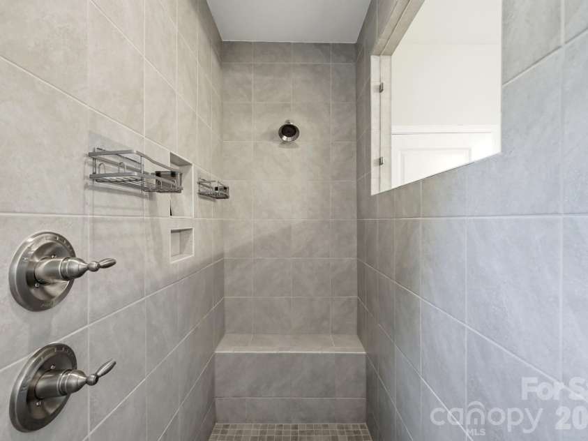 511 Rosemore Place, Rock Hill, SC 29732.  MLS# CAR4397357, YatesRealty ID 34760. Oversized walk-in Shower