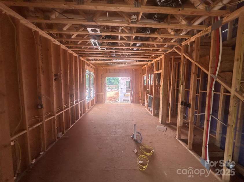 6028 Old Pineville Road, Charlotte, NC 28217.  MLS# CAR4296804, YatesRealty ID 34760. 