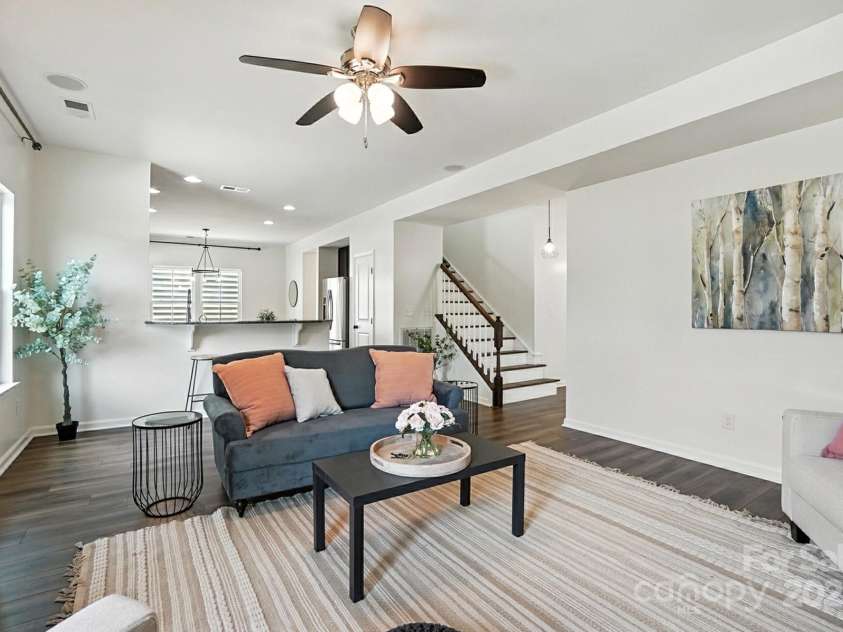 2042 Hamil Ridge Drive, Waxhaw, NC 28173.  MLS# CAR4289147, YatesRealty ID 34763. 