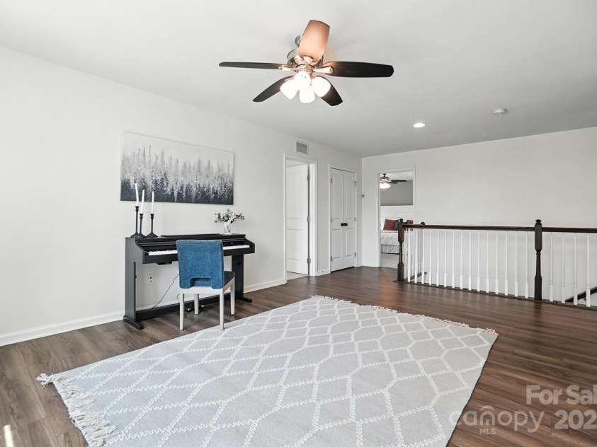 2042 Hamil Ridge Drive, Waxhaw, NC 28173.  MLS# CAR4289147, YatesRealty ID 34763. 