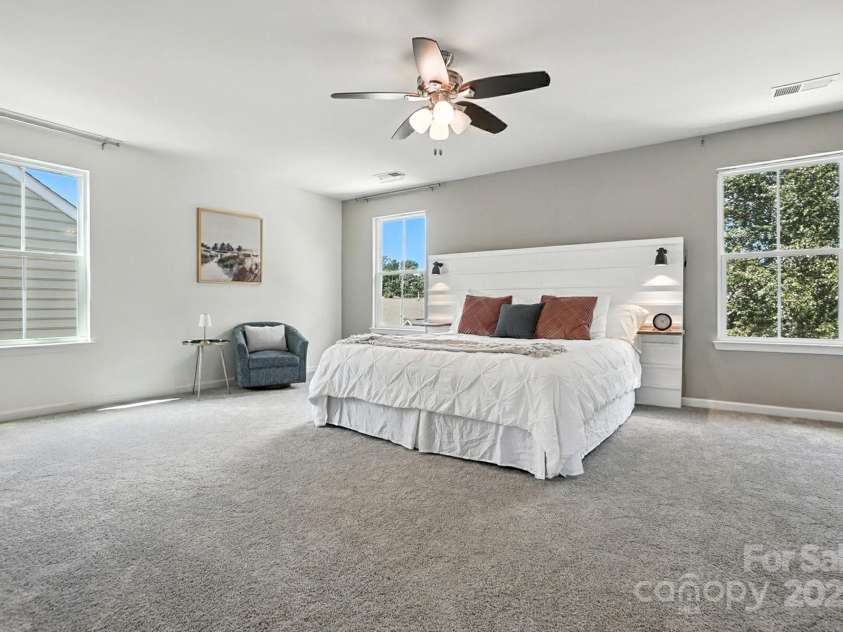 2042 Hamil Ridge Drive, Waxhaw, NC 28173.  MLS# CAR4289147, YatesRealty ID 34763. 