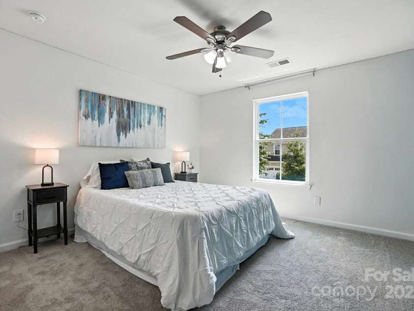 2042 Hamil Ridge Drive, Waxhaw, NC 28173.  MLS# CAR4289147, YatesRealty ID 34763. 