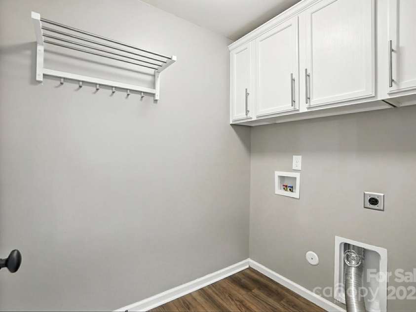 2042 Hamil Ridge Drive, Waxhaw, NC 28173.  MLS# CAR4289147, YatesRealty ID 34763. 