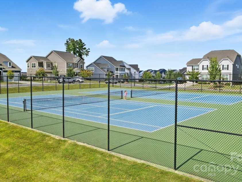 2042 Hamil Ridge Drive, Waxhaw, NC 28173.  MLS# CAR4289147, YatesRealty ID 34763. 