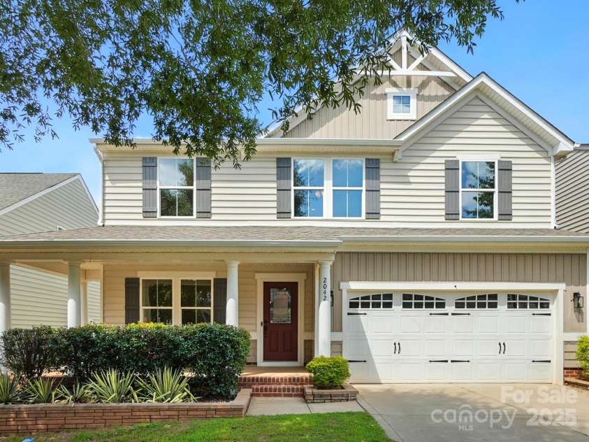 2042 Hamil Ridge Drive, Waxhaw, NC 28173.  MLS# CAR4289147, YatesRealty ID 34763. 