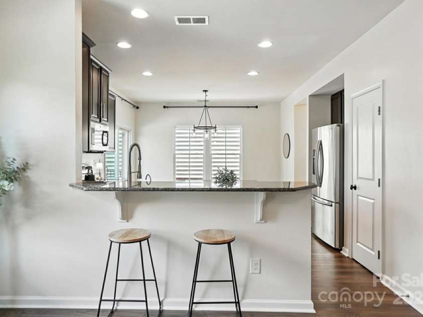 2042 Hamil Ridge Drive, Waxhaw, NC 28173.  MLS# CAR4289147, YatesRealty ID 34763. 