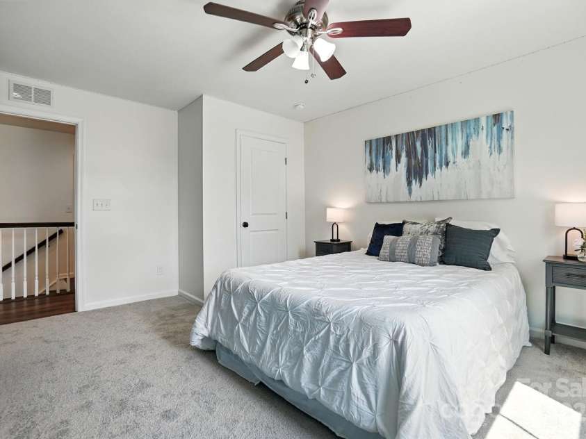 2042 Hamil Ridge Drive, Waxhaw, NC 28173.  MLS# CAR4289147, YatesRealty ID 34763. 