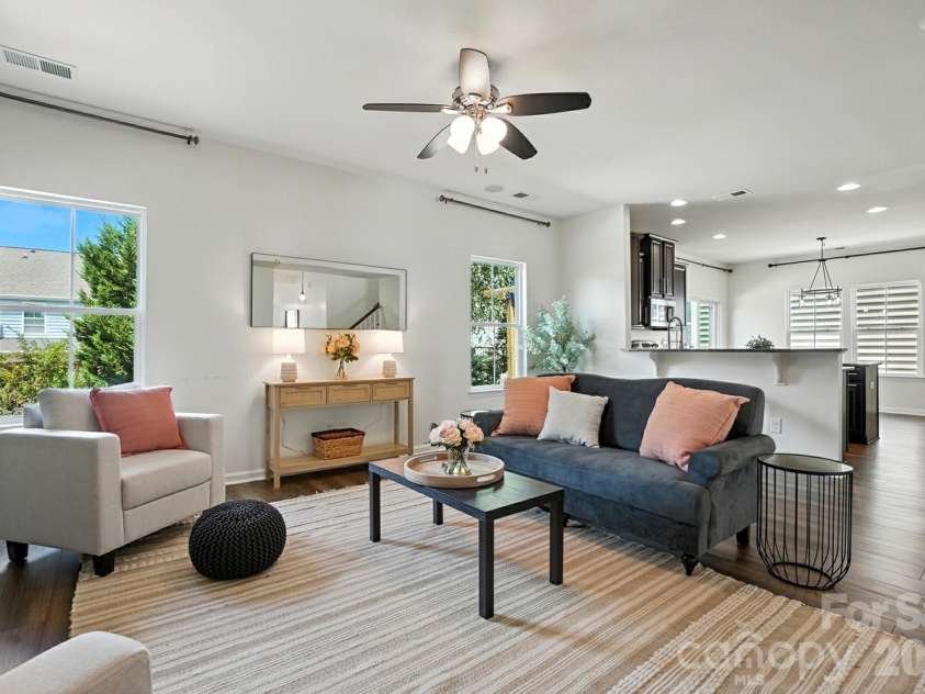 2042 Hamil Ridge Drive, Waxhaw, NC 28173.  MLS# CAR4343022, YatesRealty ID 34763. 