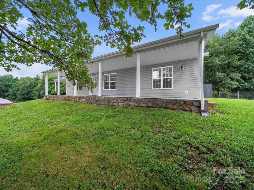 1585 Nathanial Street, Newton, NC 28658.  MLS# CAR4289013, YatesRealty ID 34764. 