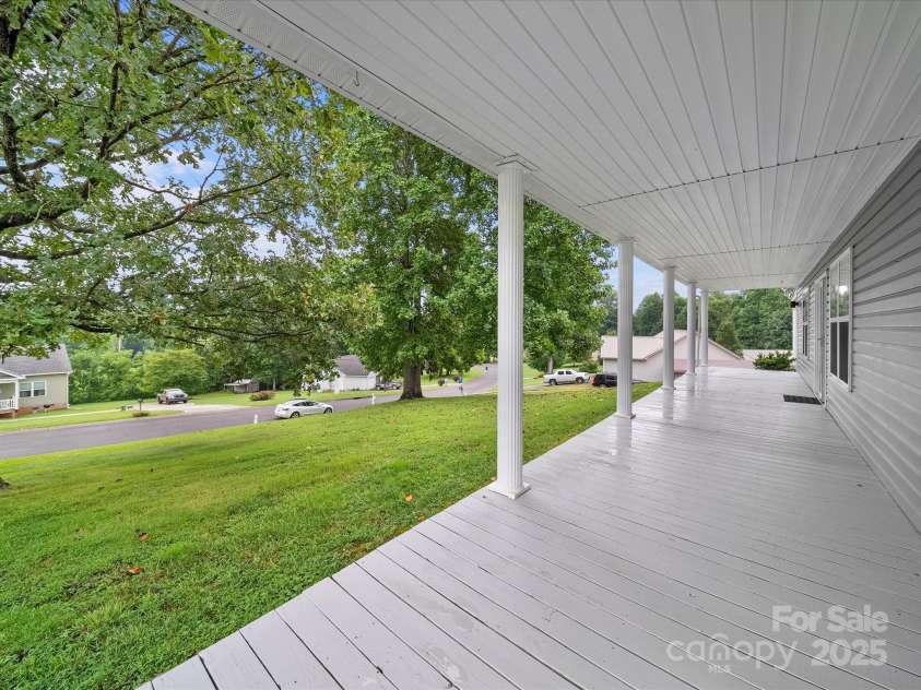 1585 Nathanial Street, Newton, NC 28658.  MLS# CAR4289013, YatesRealty ID 34764. 
