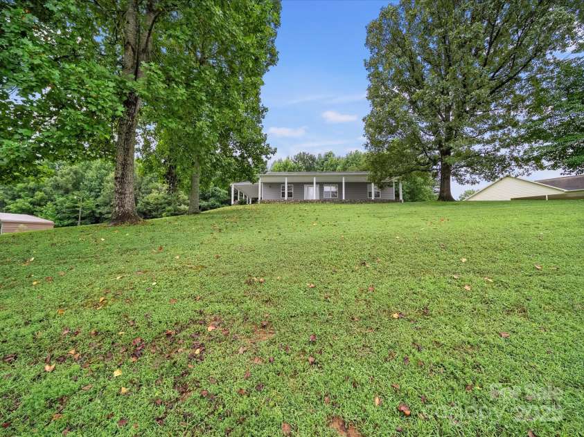 1585 Nathanial Street, Newton, NC 28658.  MLS# CAR4289013, YatesRealty ID 34764. Huge front yard