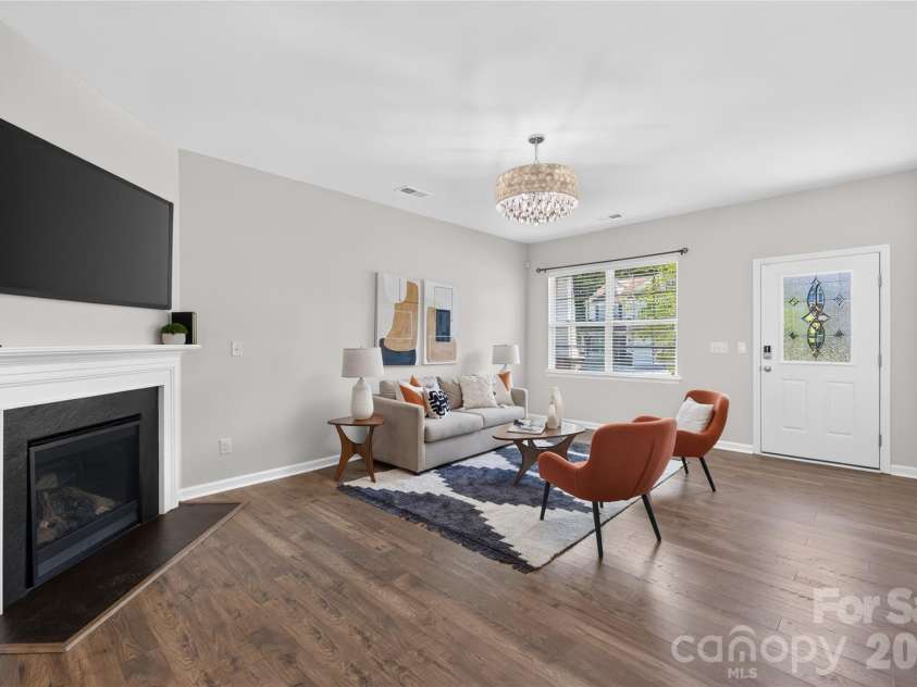 2023 Navarro Road, Charlotte, NC 28214.  MLS# CAR4394895, YatesRealty ID 34765. 