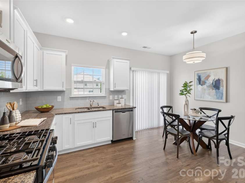 2023 Navarro Road, Charlotte, NC 28214.  MLS# CAR4394895, YatesRealty ID 34765. 