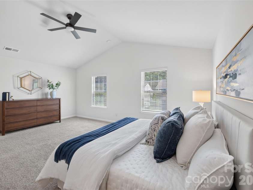 2023 Navarro Road, Charlotte, NC 28214.  MLS# CAR4394895, YatesRealty ID 34765. 