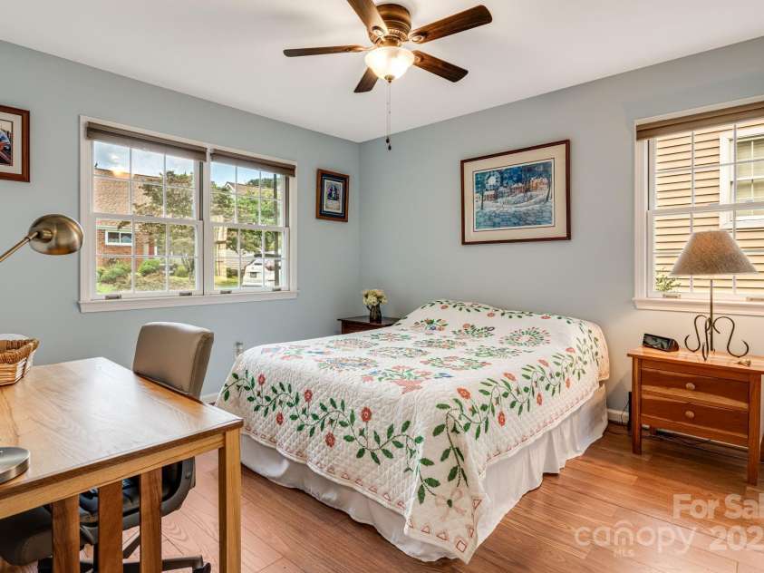1015 Saddlebrook Drive, Hendersonville, NC 28739.  MLS# CAR4294403, YatesRealty ID 34766. 